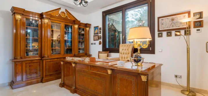 Venta de villa independiente en Estepona 4