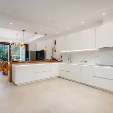 Venta de villa independiente en Estepona