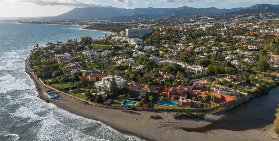 Venta de villa independiente en Estepona 21