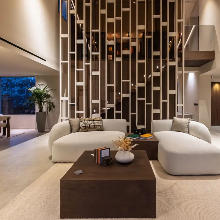 Venta de villa independiente en Nueva Andalucía