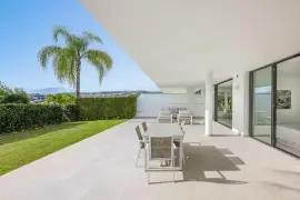 Image 4 thumb