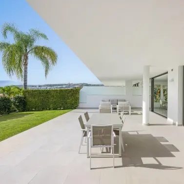 Long-term rent of ground floor apartment in Estepona