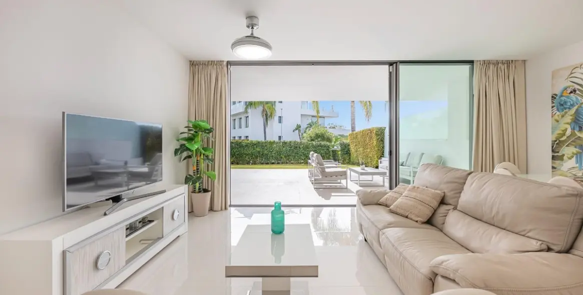 Short-term rent of ground floor apartment in Estepona 8