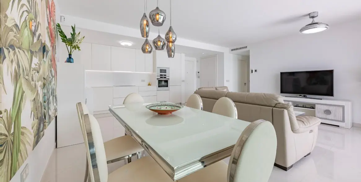Short-term rent of ground floor apartment in Estepona 10