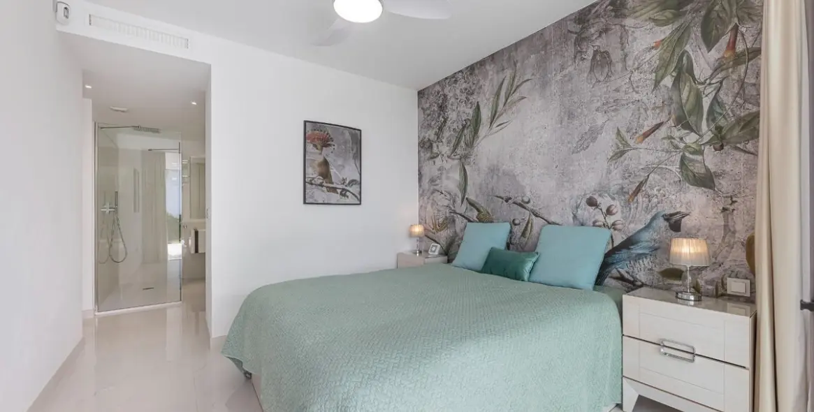 Short-term rent of ground floor apartment in Estepona 12