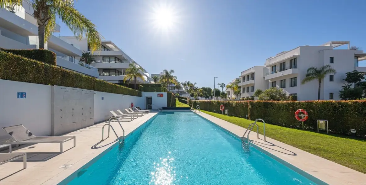 Short-term rent of ground floor apartment in Estepona 23