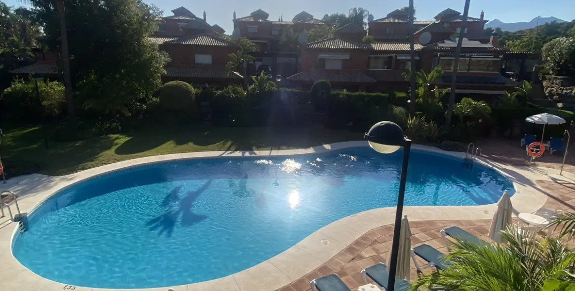 Long-term rent of townhouse in Santa Clara 3