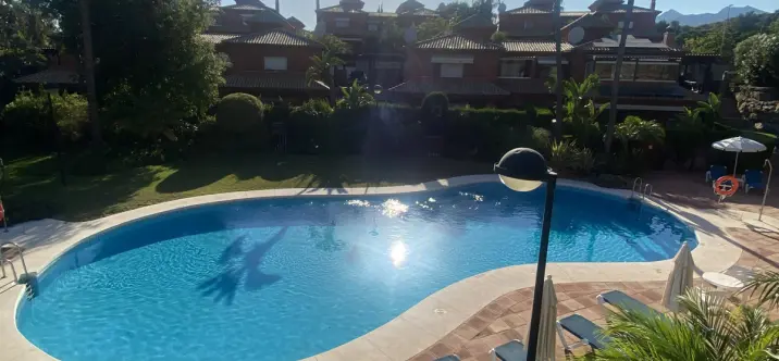 Long-term rent of townhouse in Santa Clara 2