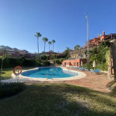 Long-term rent of townhouse in Santa Clara