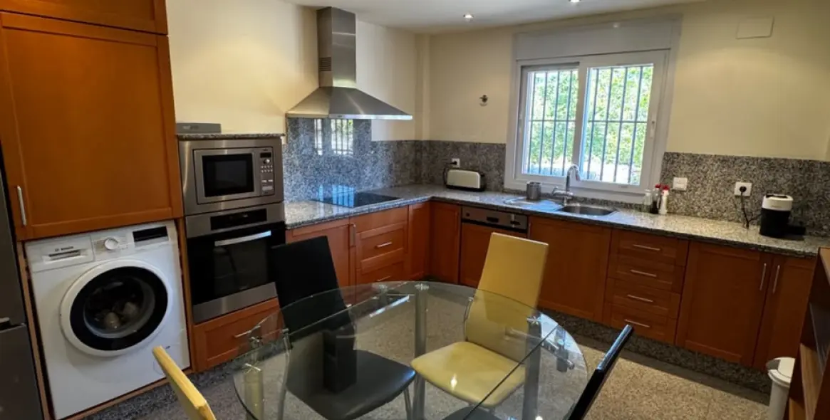 Long-term rent of townhouse in Santa Clara 11