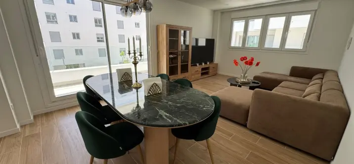 Short-term rent of middle floor apartment in Nueva Andalucía 0