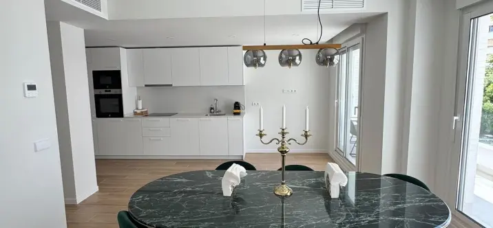 Short-term rent of middle floor apartment in Nueva Andalucía 1