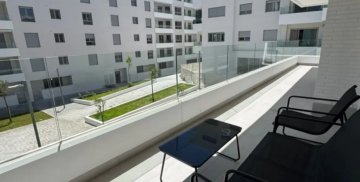 Short-term rent of middle floor apartment in Nueva Andalucía 3