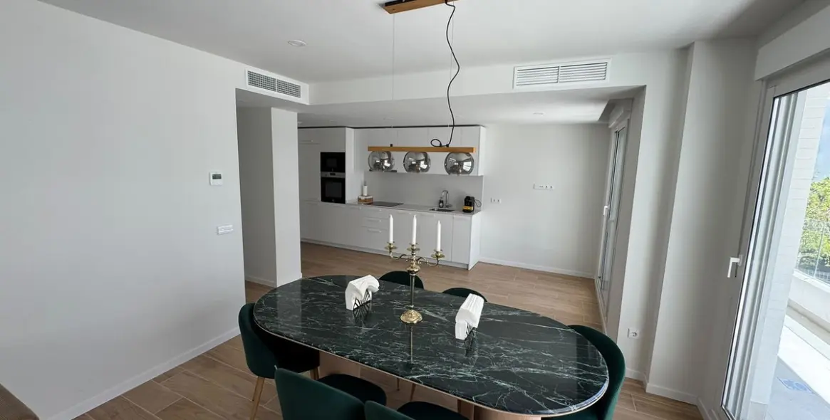 Short-term rent of middle floor apartment in Nueva Andalucía 7