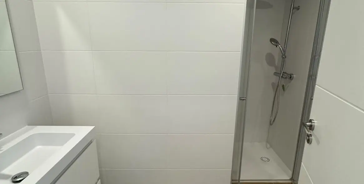 Short-term rent of middle floor apartment in Nueva Andalucía 23
