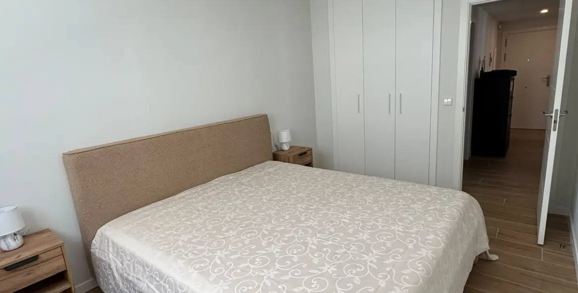Short-term rent of middle floor apartment in Nueva Andalucía 25