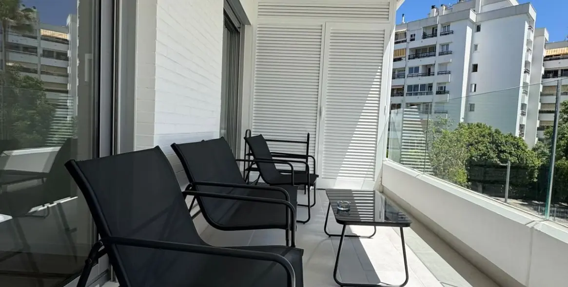 Short-term rent of middle floor apartment in Nueva Andalucía 31