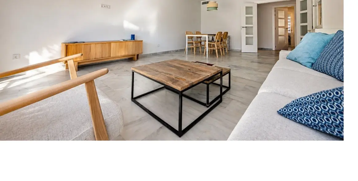 Short-term rent of middle floor apartment in Costalita 6