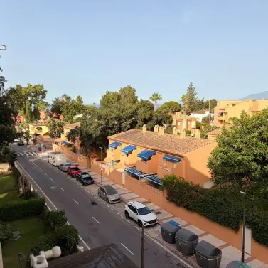 Sale of middle floor apartment in Marbella