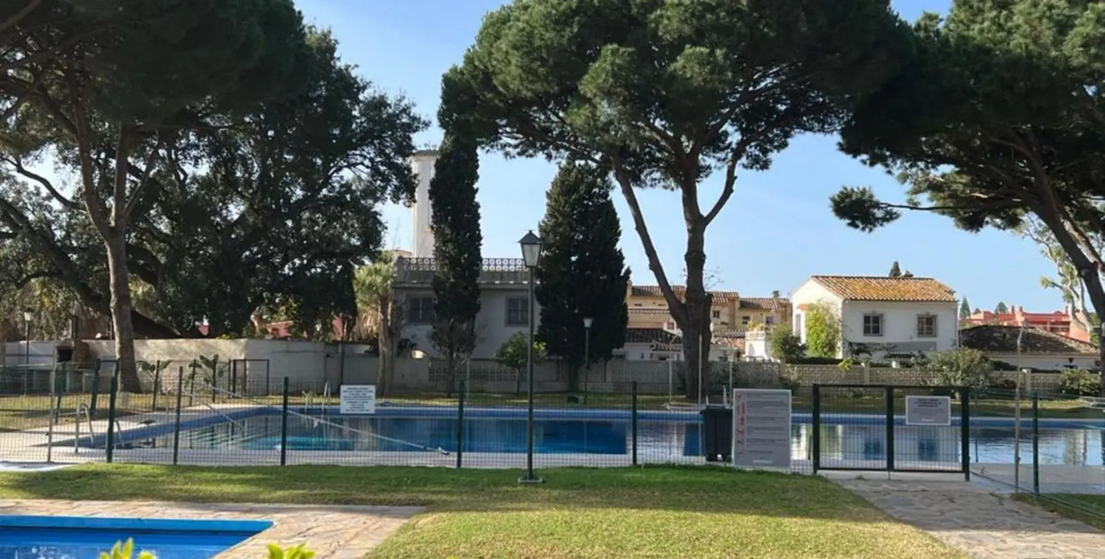 Продажа апартаментов на среднем этаже в Marbella 3