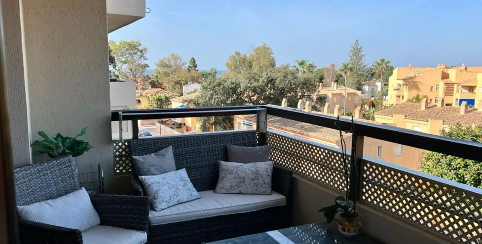 Продажа апартаментов на среднем этаже в Marbella 4