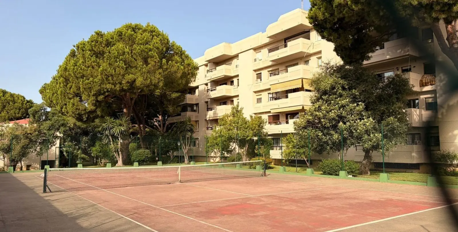 Продажа апартаментов на среднем этаже в Marbella 21
