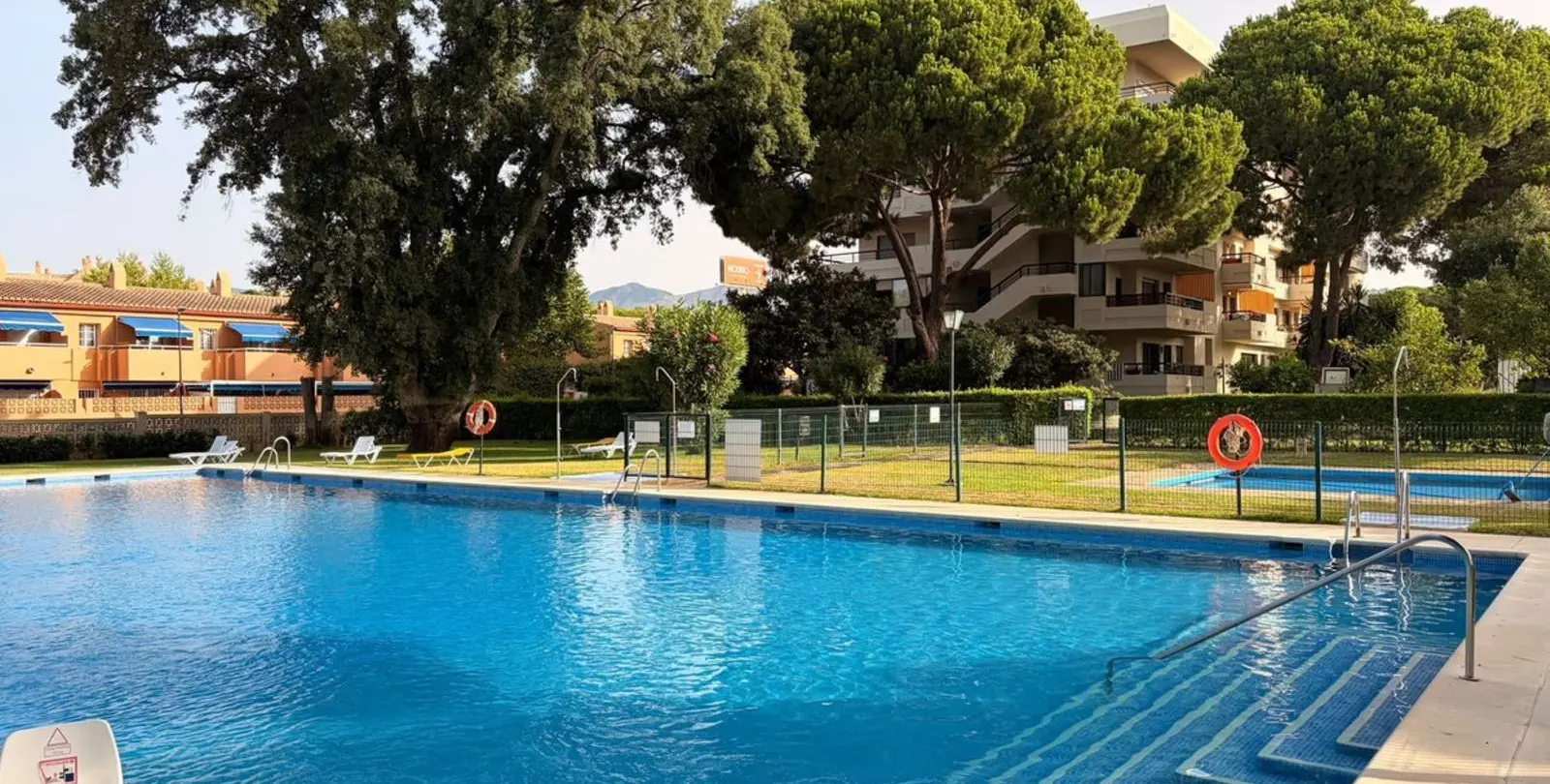 Продажа апартаментов на среднем этаже в Marbella 24