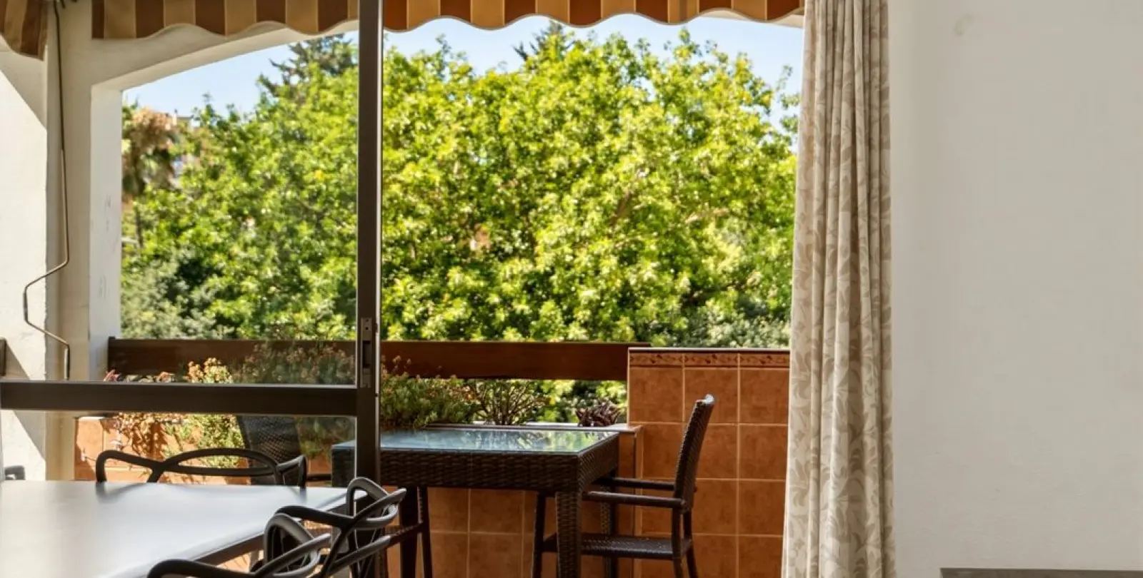 Venta de apartamento en planta media en Fuengirola 7