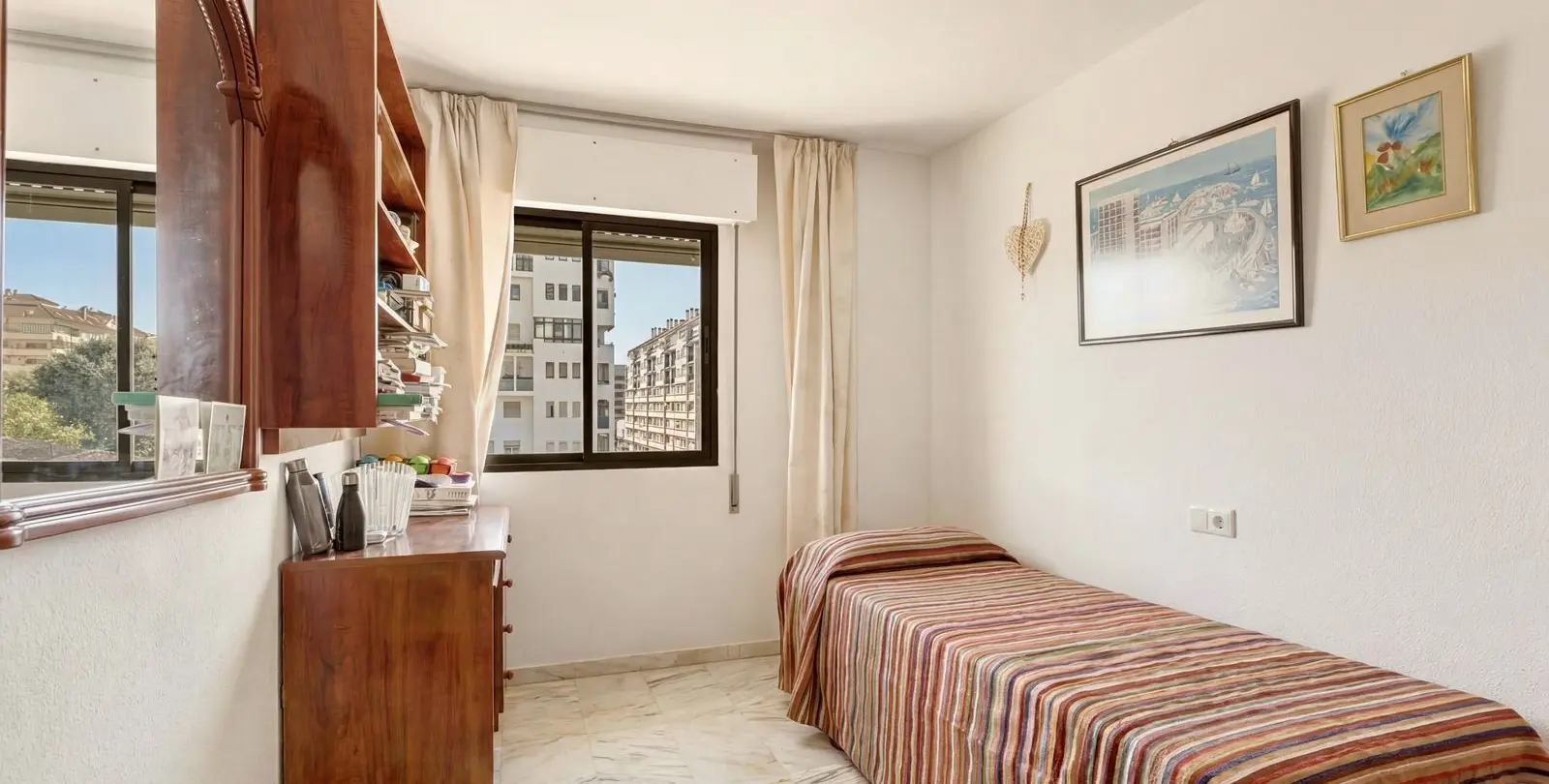 Venta de apartamento en planta media en Fuengirola 12