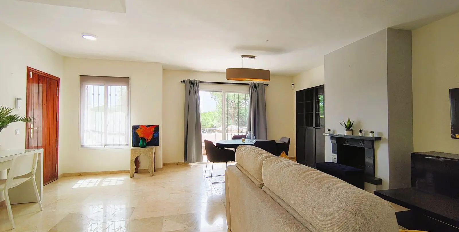 Sale of middle floor apartment in Nueva Andalucía 12