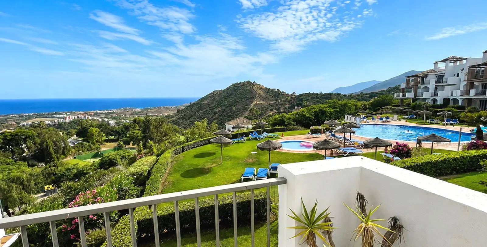 Venta de apartamento en planta media en Los Arqueros 7