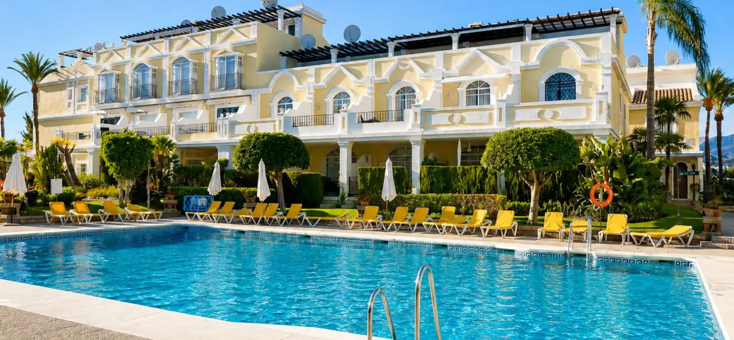 Sale of penthouse in Nueva Andalucía 0