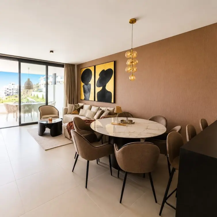 Sale of middle floor apartment in Higueron