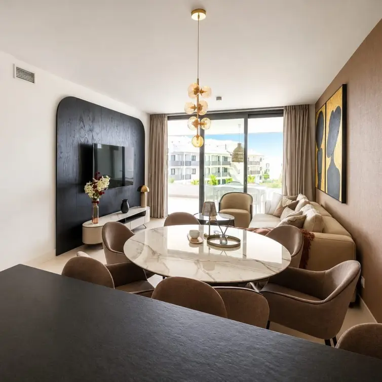 Sale of middle floor apartment in Higueron