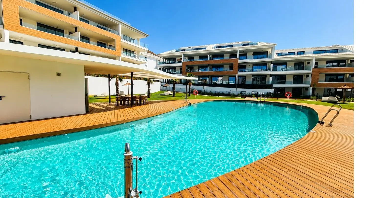 Venta de apartamento en planta media en Higueron 19
