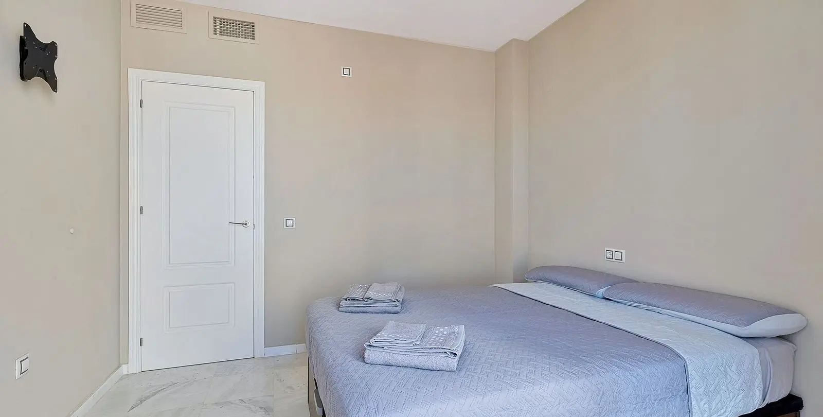 Sale of townhouse in Mijas Costa 12