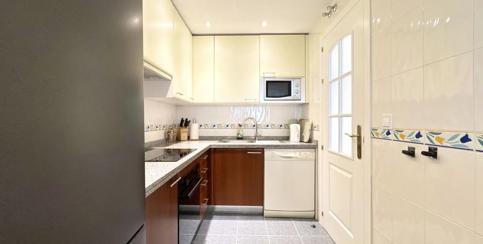 Venta de apartamento en planta media en Torrequebrada 3