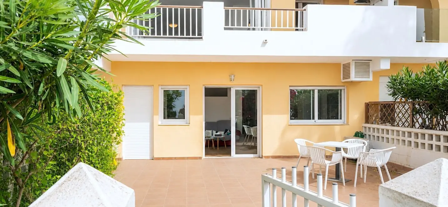 Sale of duplex in Estepona 2