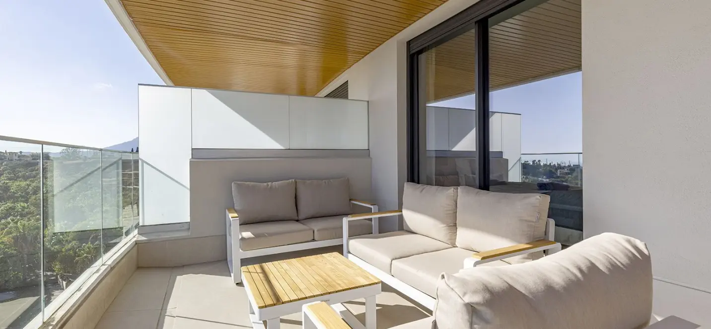 Продажа апартаментов на среднем этаже в Estepona 3