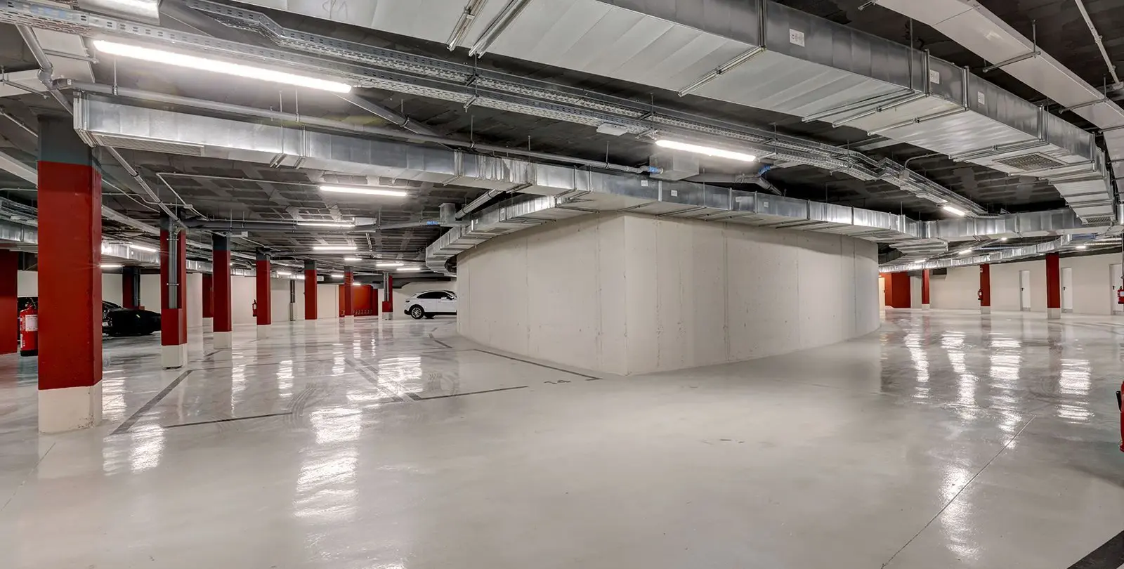 Venta de apartamento en planta media en Estepona 27