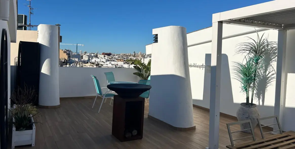 Продажа двухуровневого пентхауса в Estepona 22