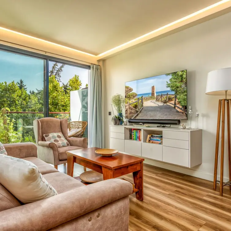 Sale of penthouse duplex in Estepona