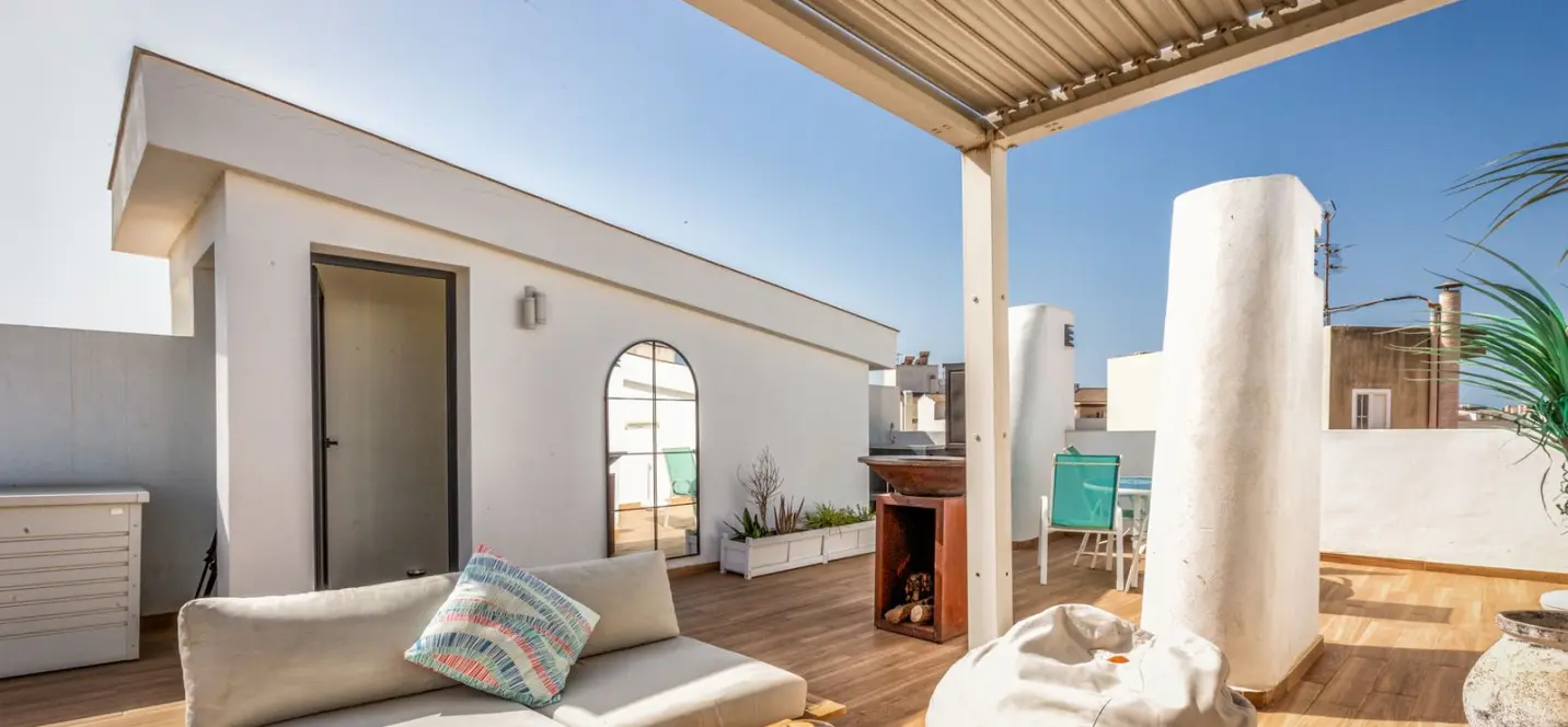 Venta de ático dúplex en Estepona 2