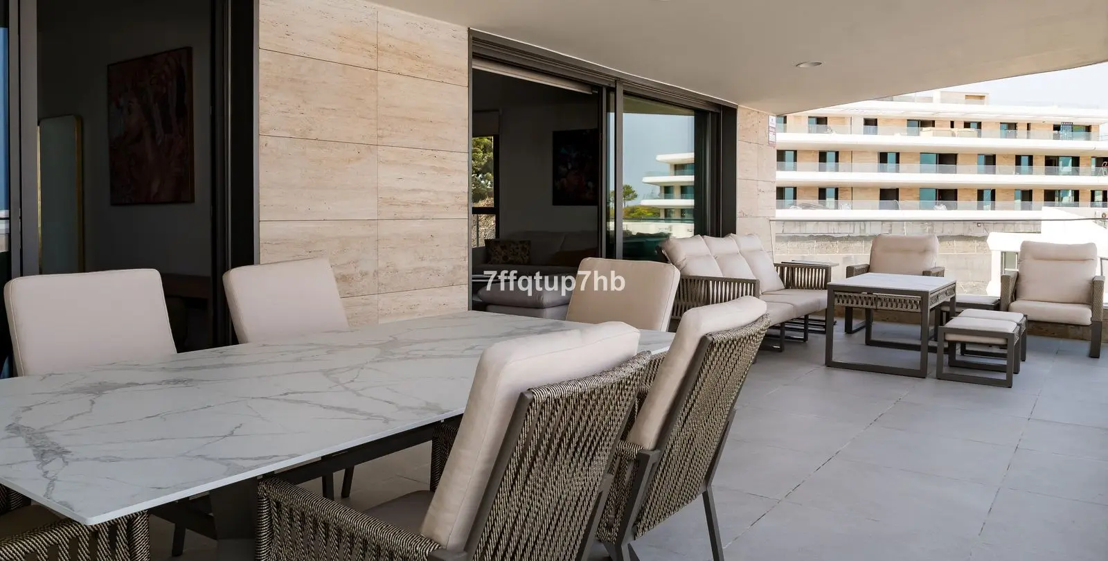 Sale of ground floor apartment in Estepona 10