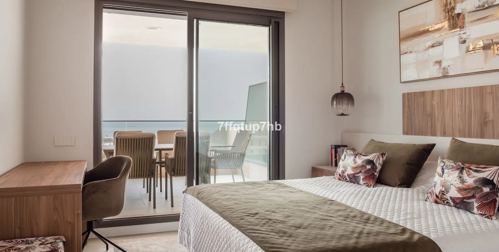 Sale of ground floor apartment in Estepona 12