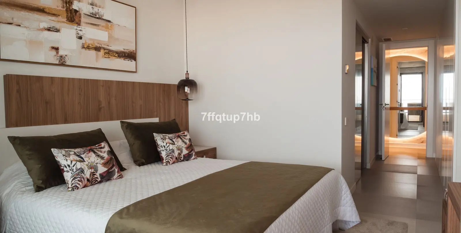 Sale of ground floor apartment in Estepona 13