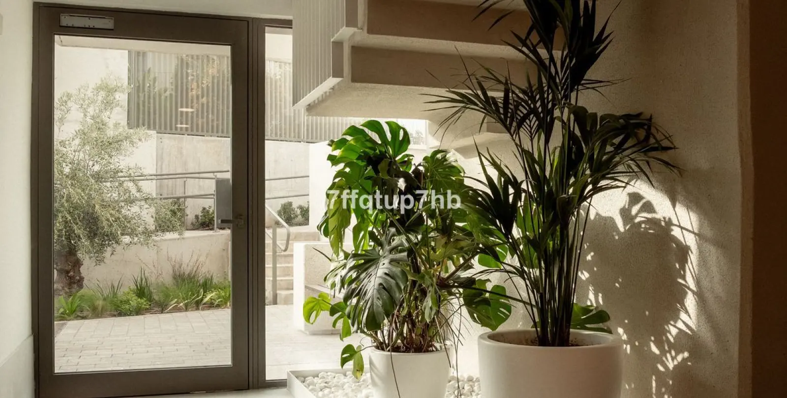 Sale of ground floor apartment in Estepona 23