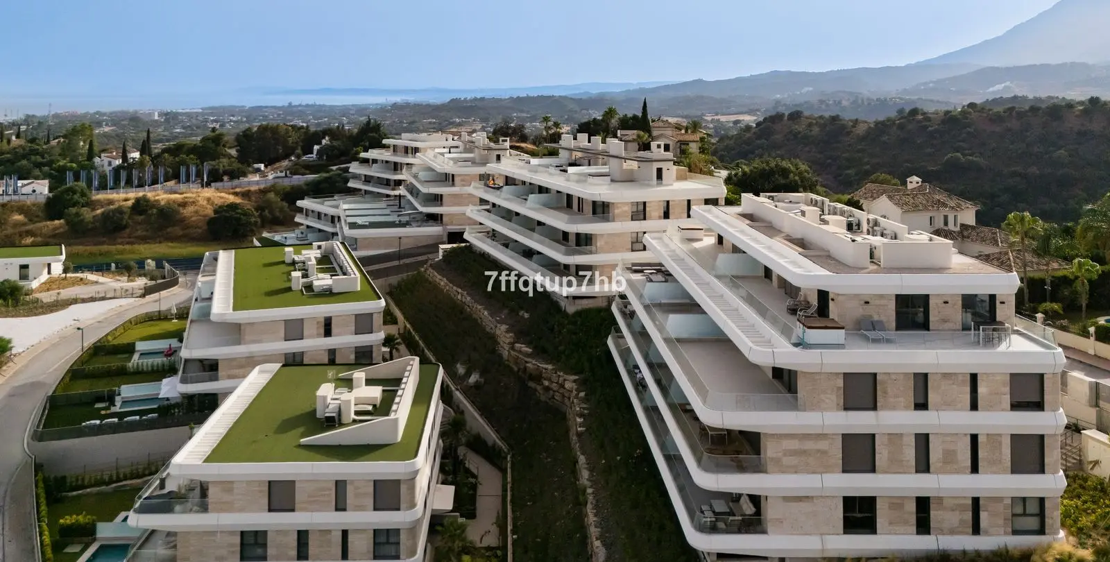 Sale of ground floor apartment in Estepona 26