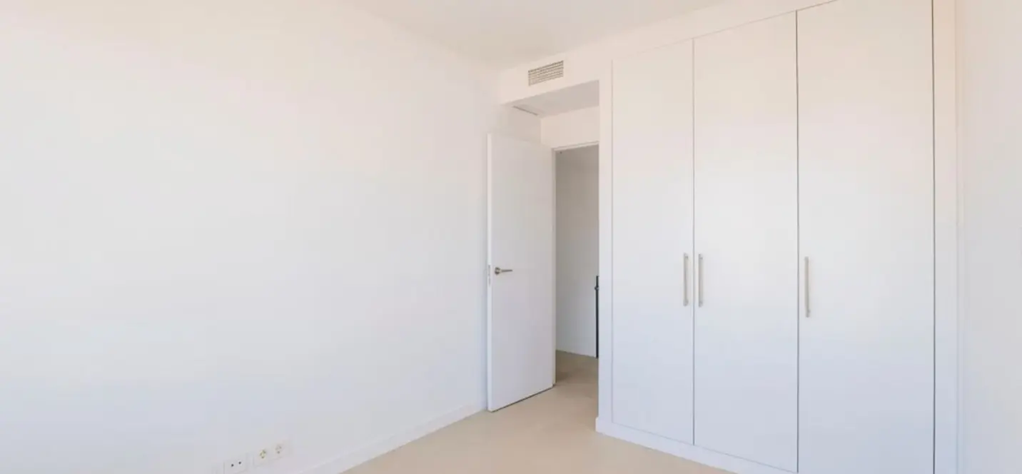 Long-term rent of detached villa in Estepona 4