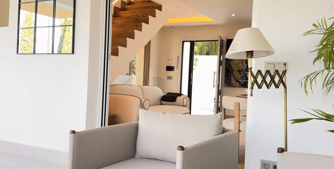 Продажа дома на две семьи в Guadalmina Alta 10